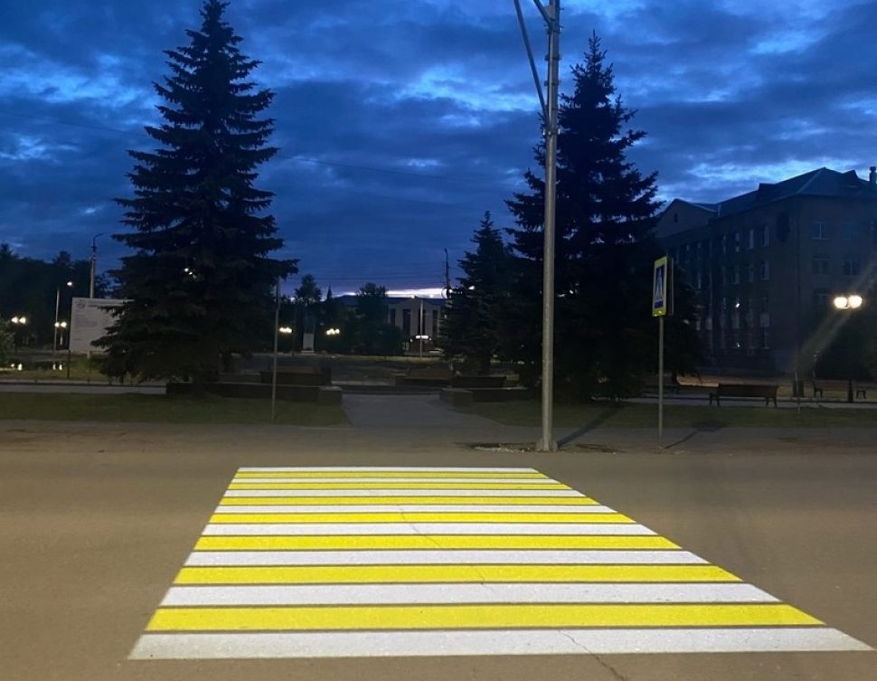 В трёх города Поморья обустроят проекционные пешеходные переходы
